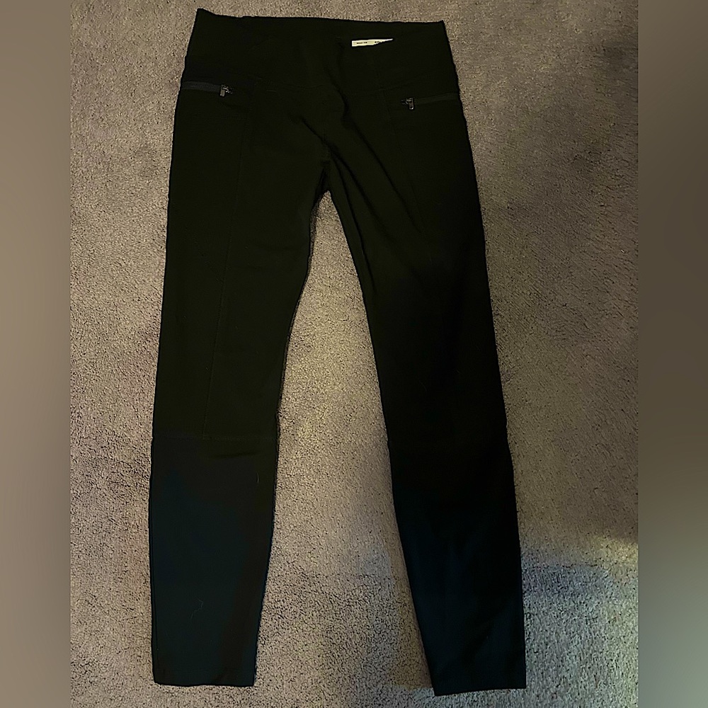 Zara Medium Rise Slim Fit pants